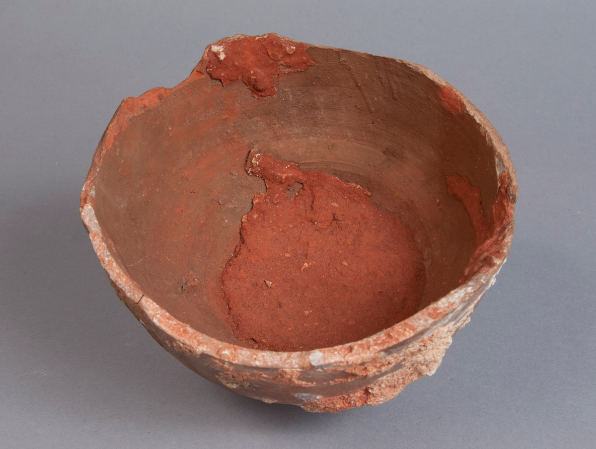 Bowl with red pigment