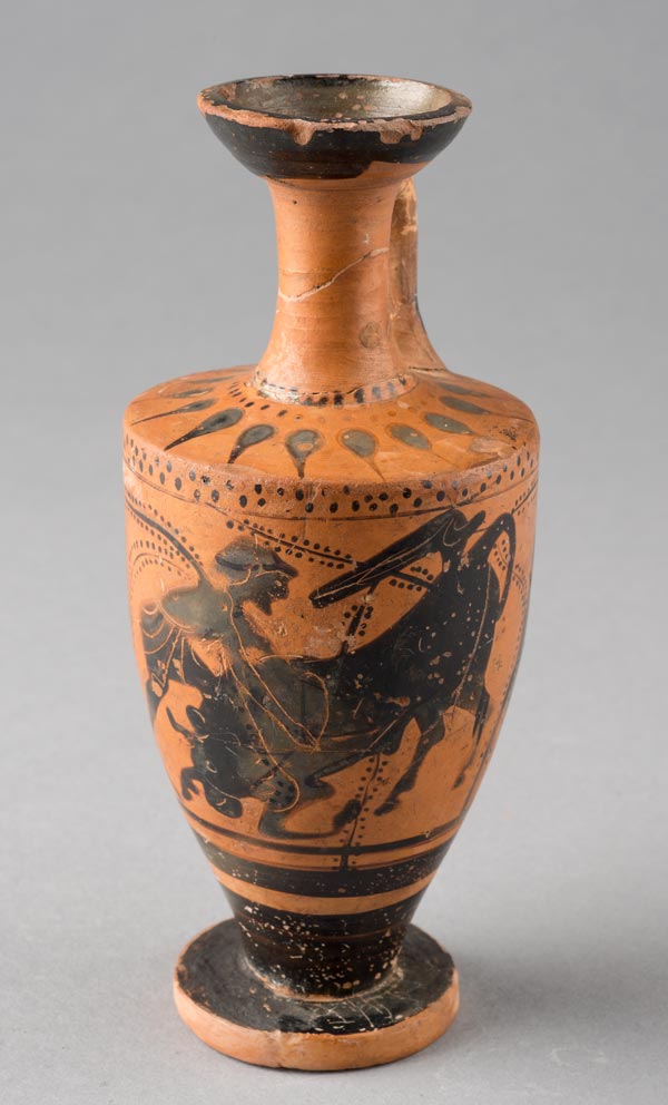 Lekythos with Herakles battling Cretan Bull