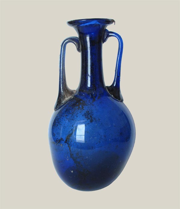 Glass perfume bottle