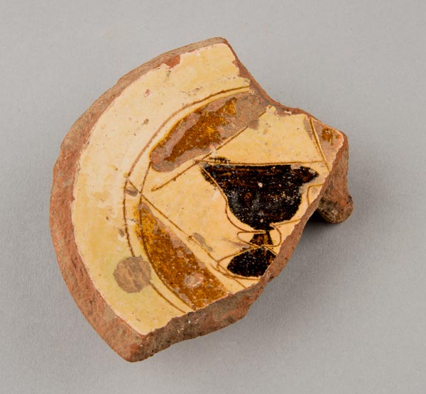 Vessel Fragment with Cupbearer Blazon